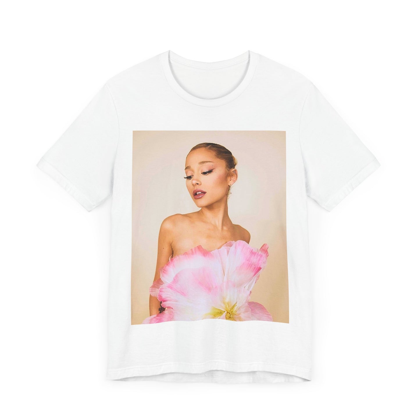 Ariana Grande T-Shirt