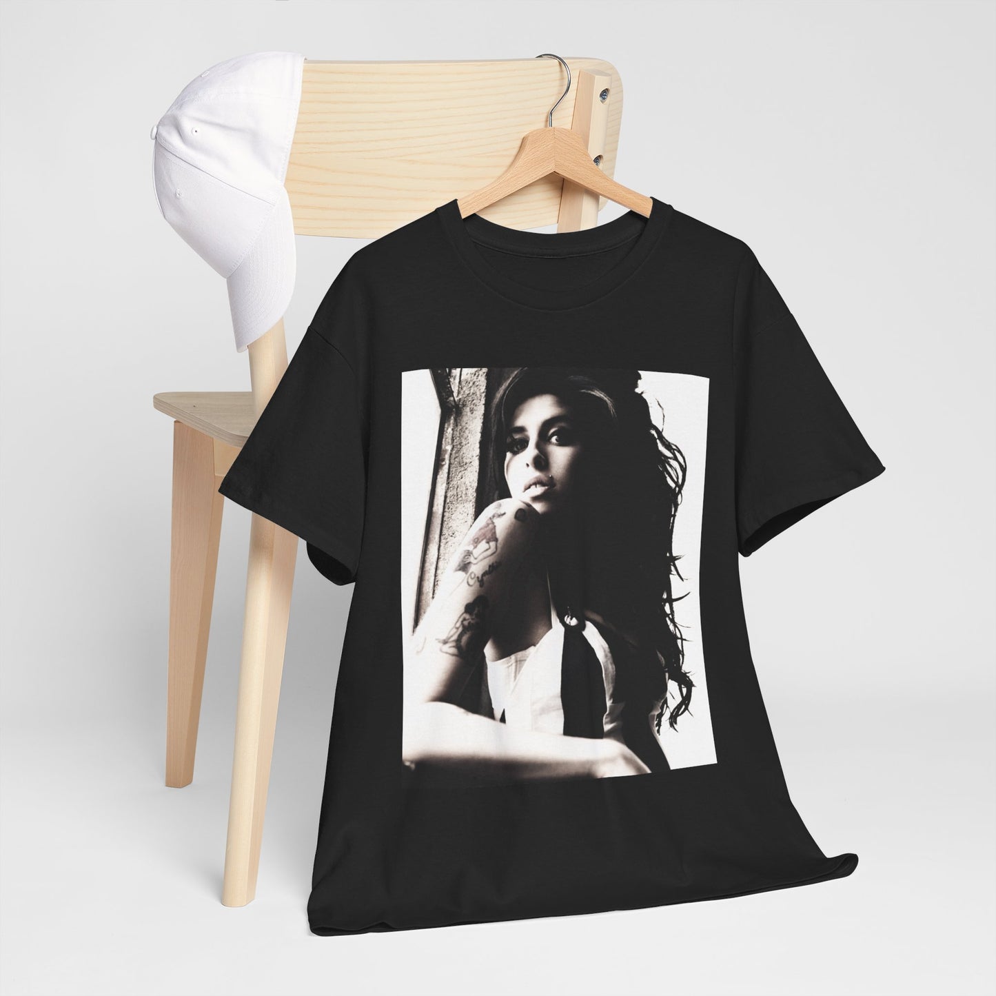 Amy Winehouse T-Shirt