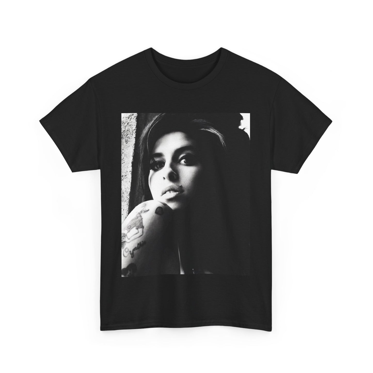 Amy Winehouse T-Shirt