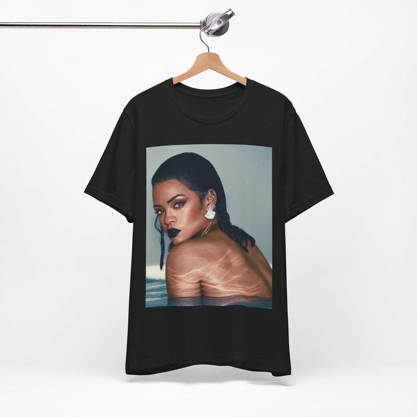 Rihanna T-Shirt