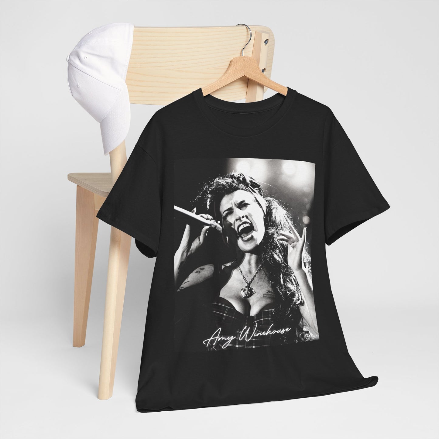 Amy Winehouse T-Shirt