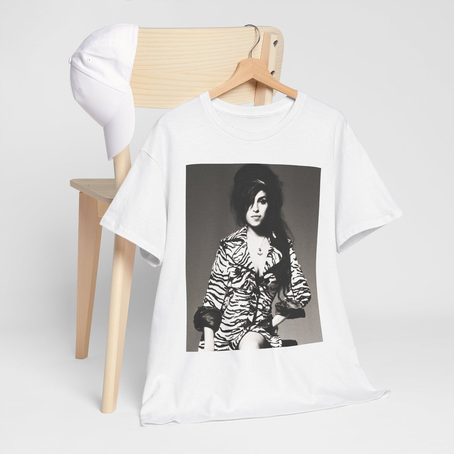 Amy Winehouse T-Shirt